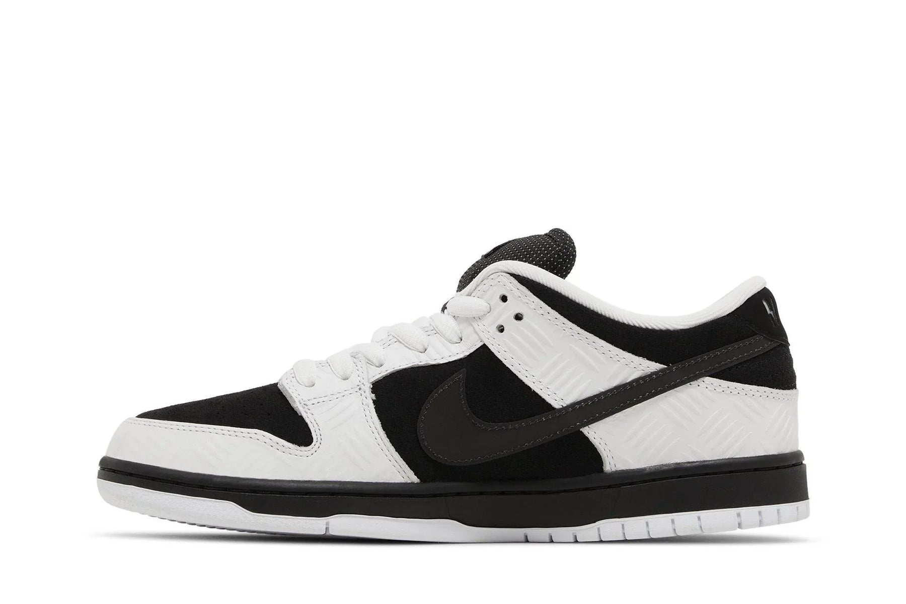 TIGHTBOOTH x Nike SB Dunk Low Pro Black White Preto
