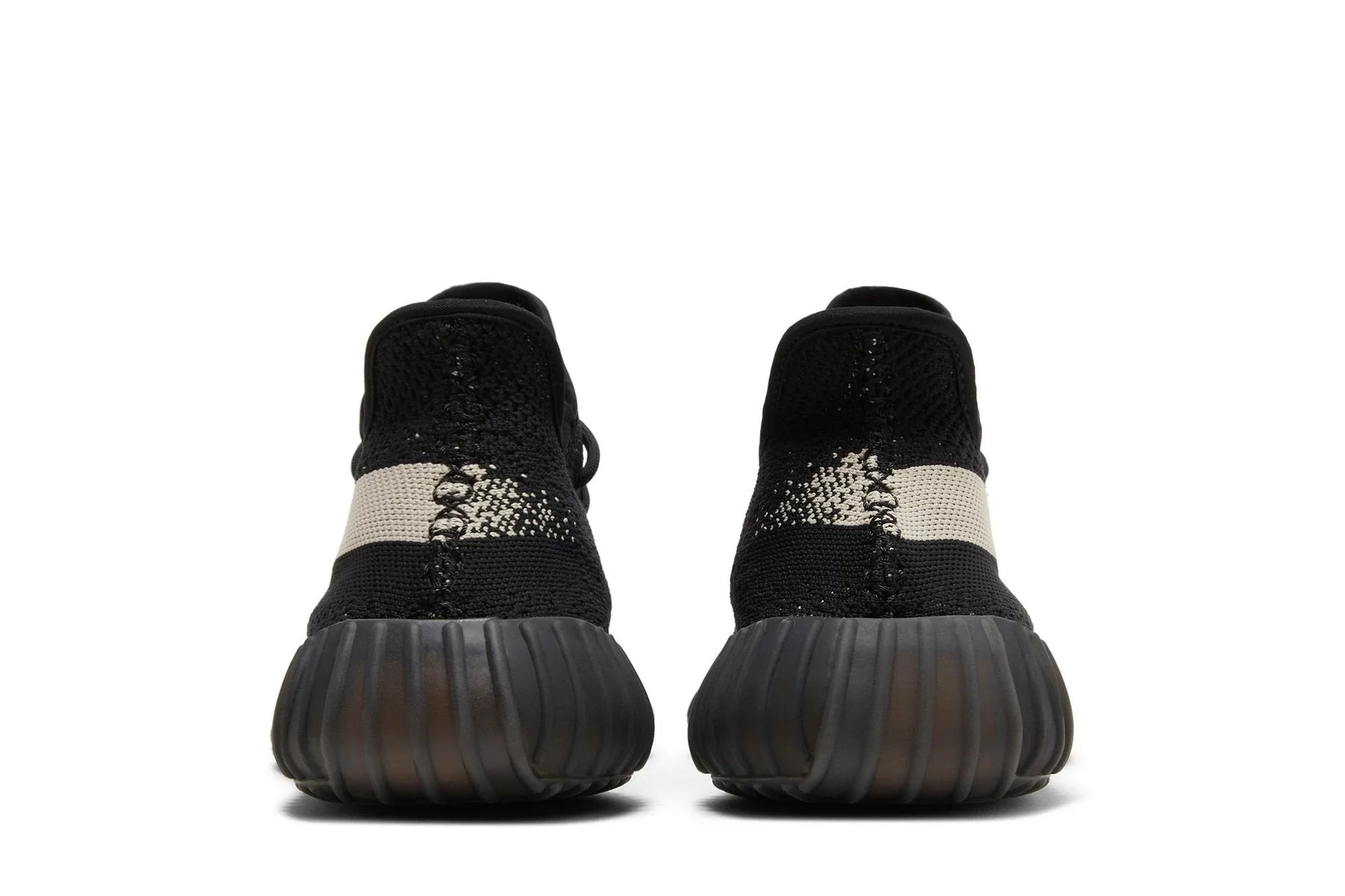 Yeezy Boost 350 V2 Oreo Preto