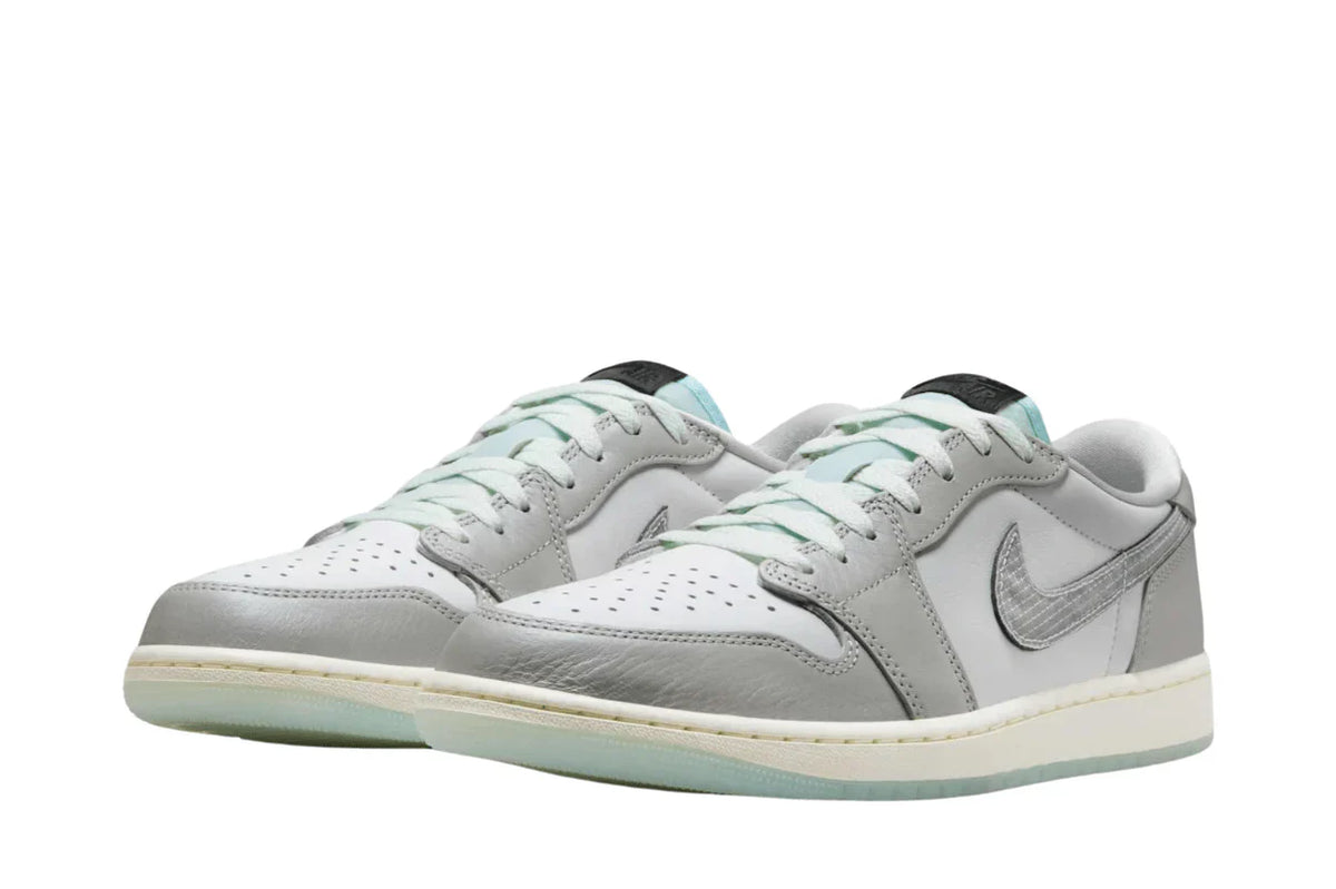 Air Jordan 1 Low "Lunar New Year" Photon Dust Cinza