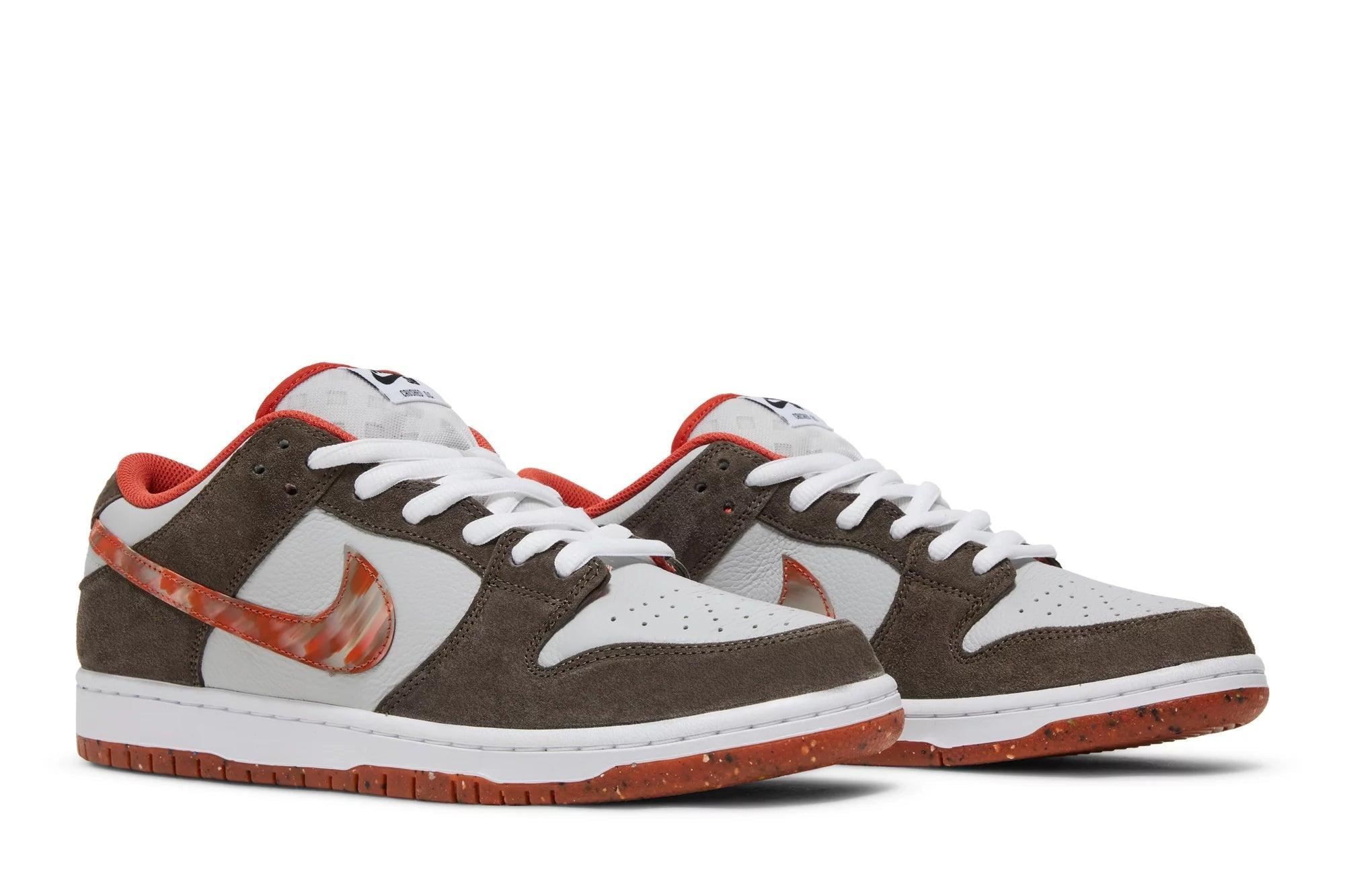 Crushed D.C. x Nike SB Dunk Low Golden Hour Colorido
