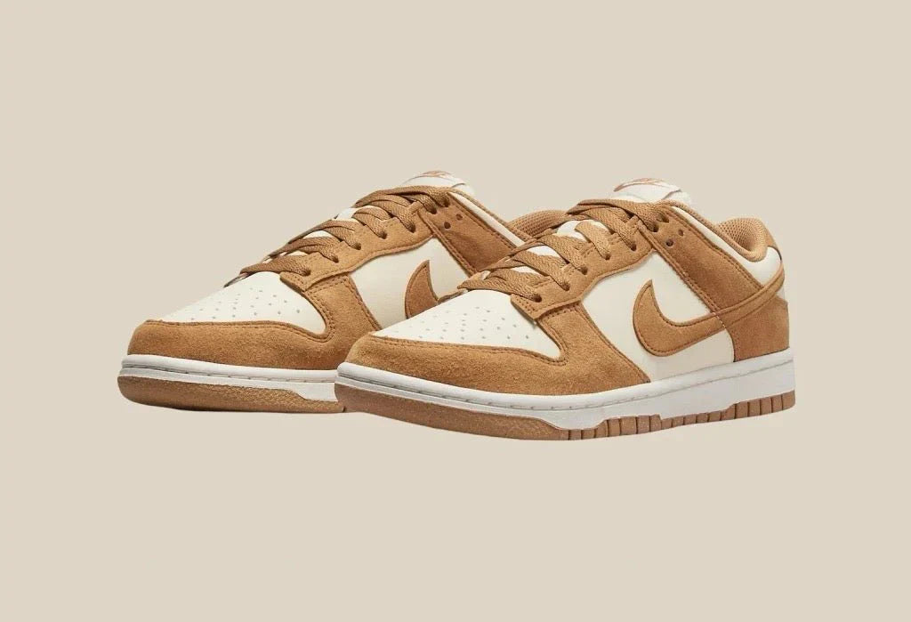 Nike Dunk Low Flax Suede Marrom